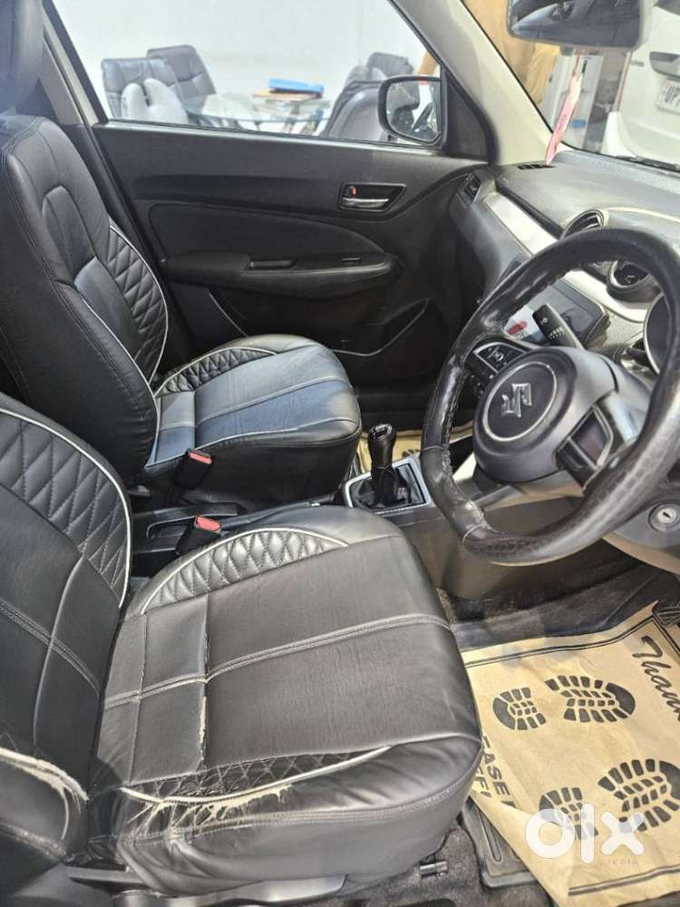 Maruti Suzuki Swift Vxi + Manual, 2023, Petrol