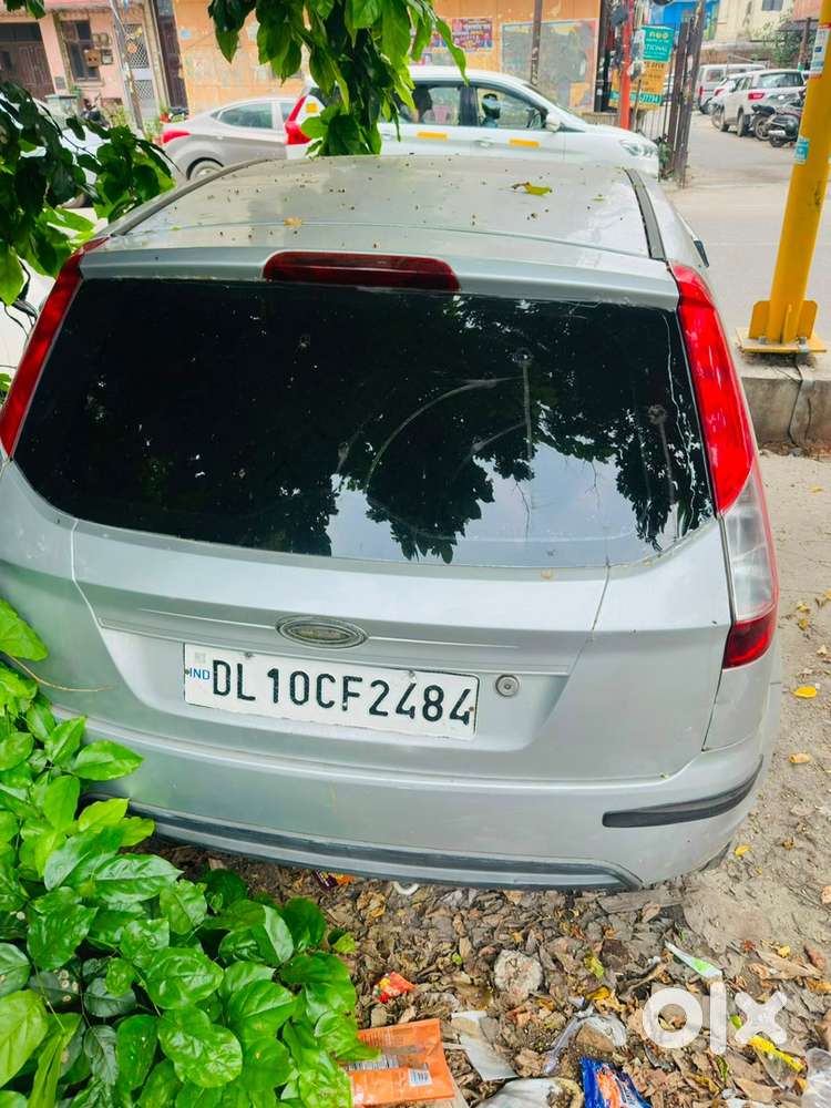 Ford Figo 2013 Petrol 155000 Km Driven