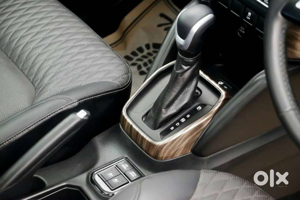 Maruti Suzuki Grand Vitara 1.5 Alpha Plus Intelligent Hybrid Ecvt, 2..