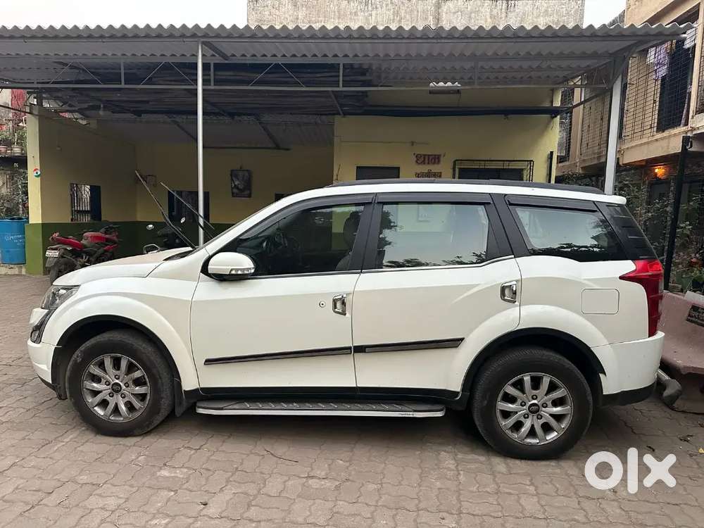 Mahindra Xuv500 Diesel 2015 - 7 Seater Well Maintained Car