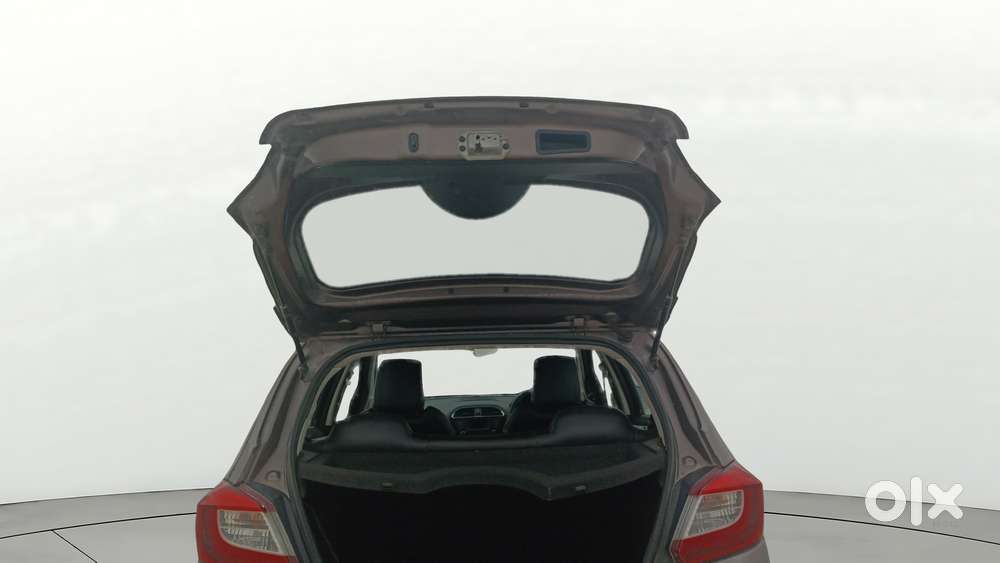 Tata Tiago 1.2 Revotron Xza, 2019, Petrol