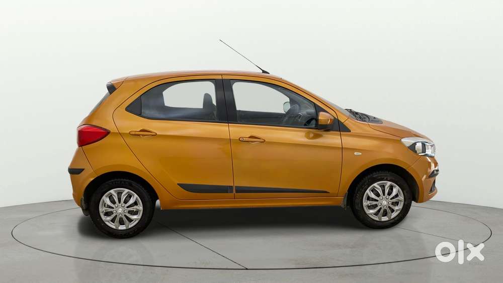 Tata Tiago 1.2 Revotron Xt, 2016, Petrol