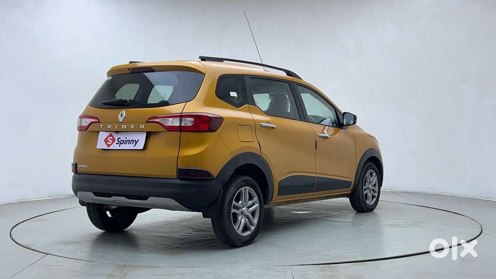 Renault Triber Rxz Easy-r Amt, 2025, Petrol