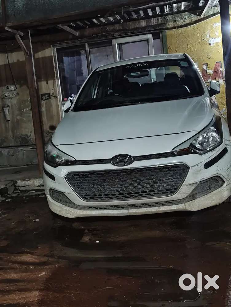 Hyundai I20 2015 Petrol 65000 Km Driven