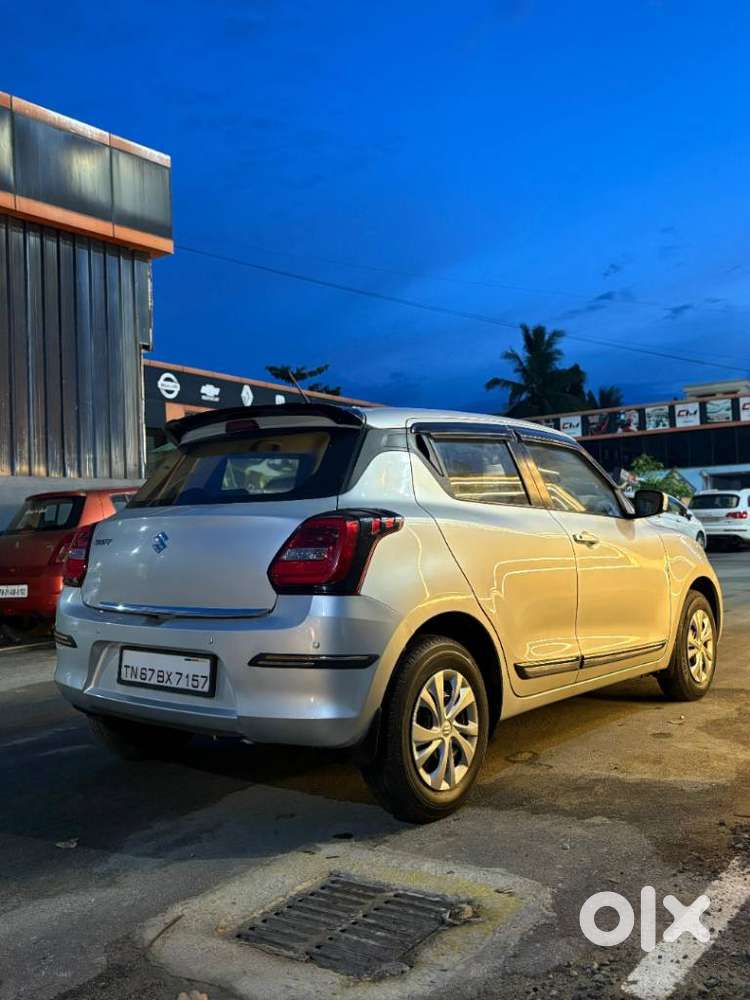 Maruti Suzuki Swift Vxi + Manual, 2018, Petrol