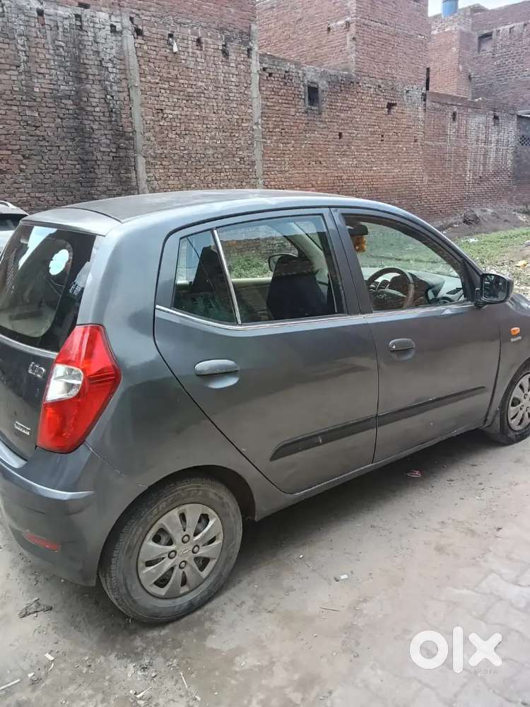 2011 Model I10 Magna Cng Company Moradabad Transfer