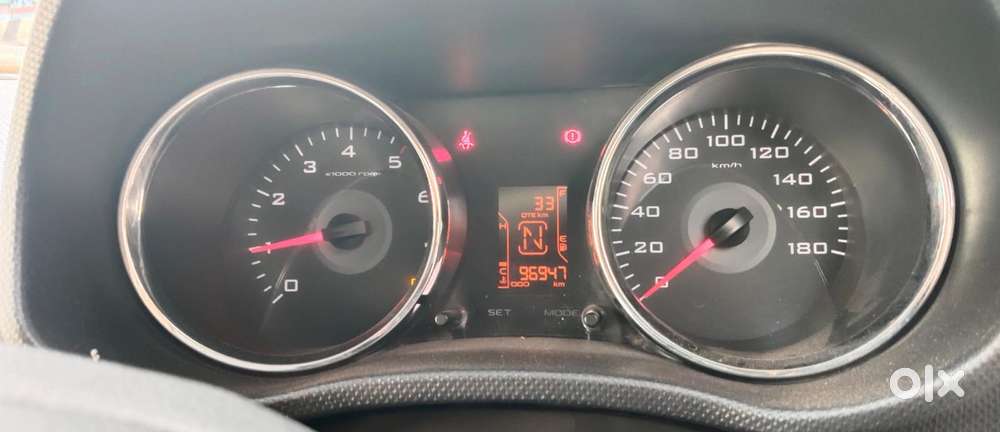 Mahindra Tuv 300 T8, 2016, Diesel