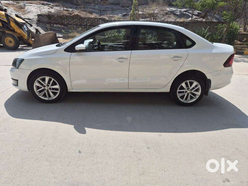 Skoda Rapid [ ] 1.5 Style Plus Tdi At, 2018, Diesel