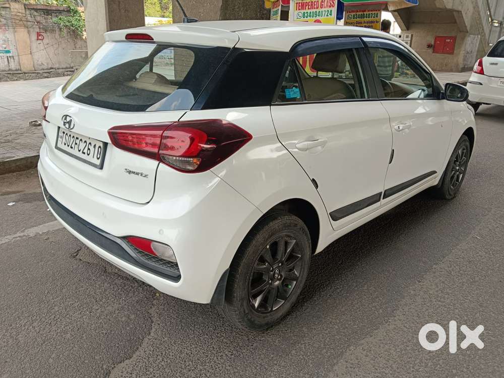 Hyundai Elite I20 Sportz (o) 1.2, 2019, Petrol