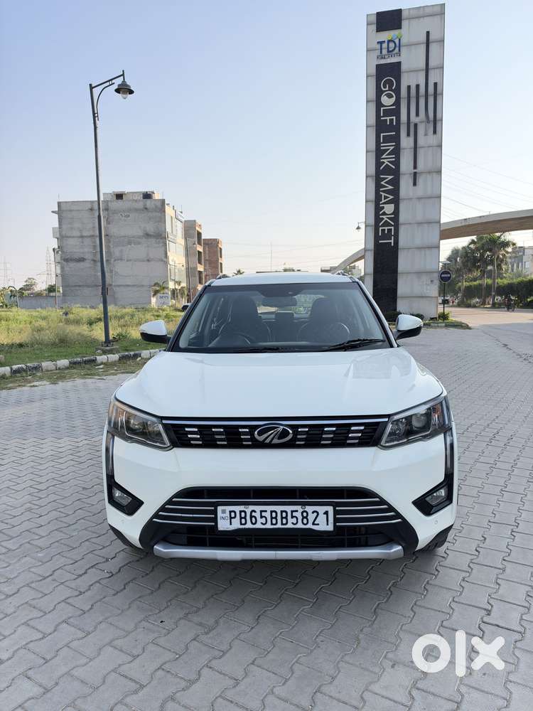 Mahindra Xuv300 W8 Option Diesel, 2022, Diesel