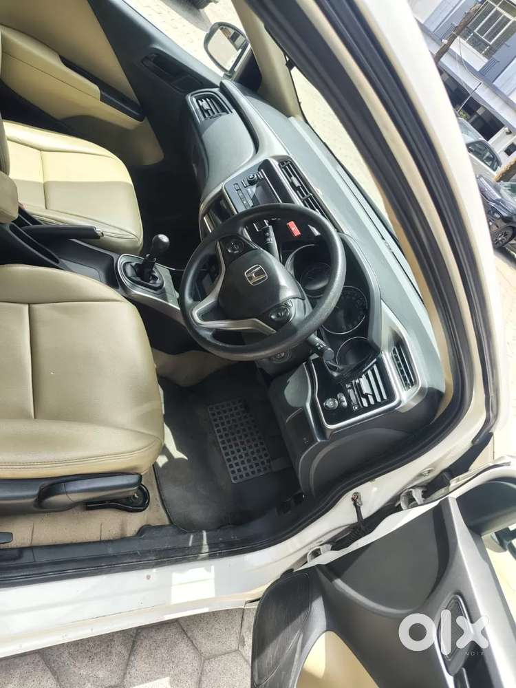 Honda City 1.5 V Mt, 2015, Petrol
