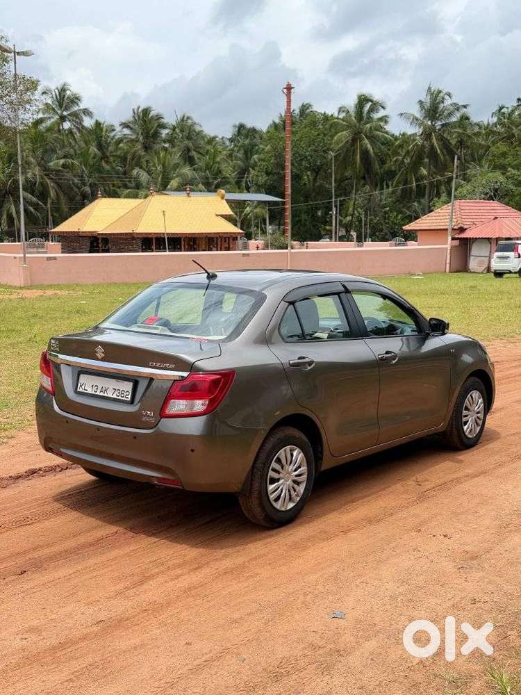 Maruti Suzuki Dzire 1.2 Vxi Amt, 2017, Petrol