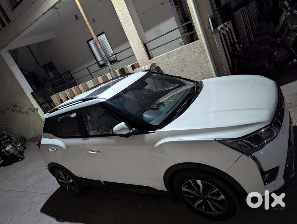 Mahindra Petrol Car 2020