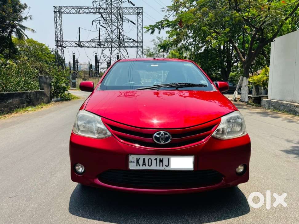 Toyota Etios Liva 2011-2012 G, 2012, Petrol