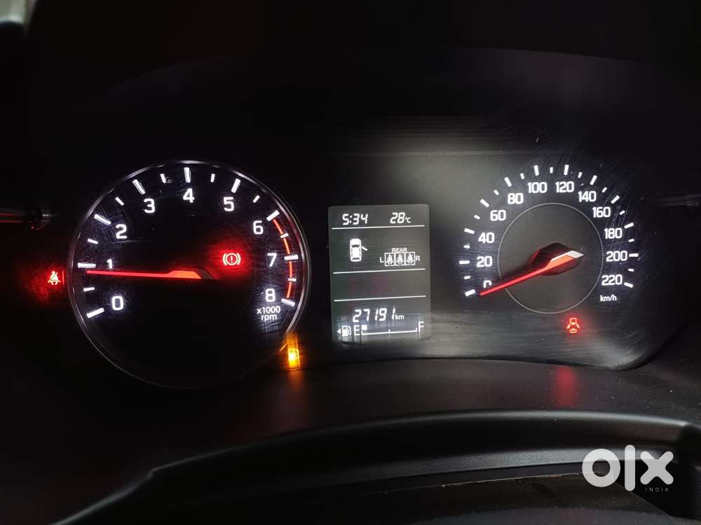 Maruti Suzuki Swift 1.3 Zxi, 2024, Petrol