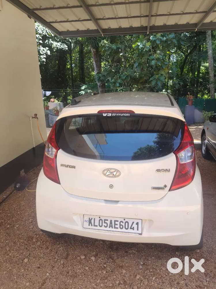 Hyundai Eon Magna 2012