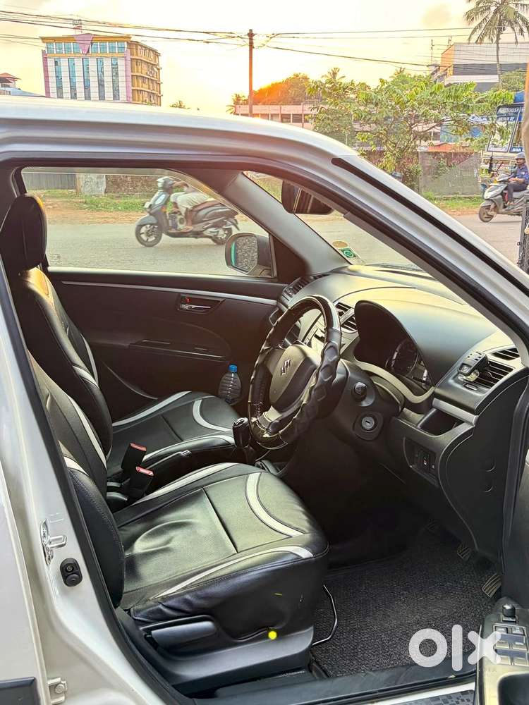 Maruti Suzuki Swift Vxi Abs Bsiv, 2015, Petrol