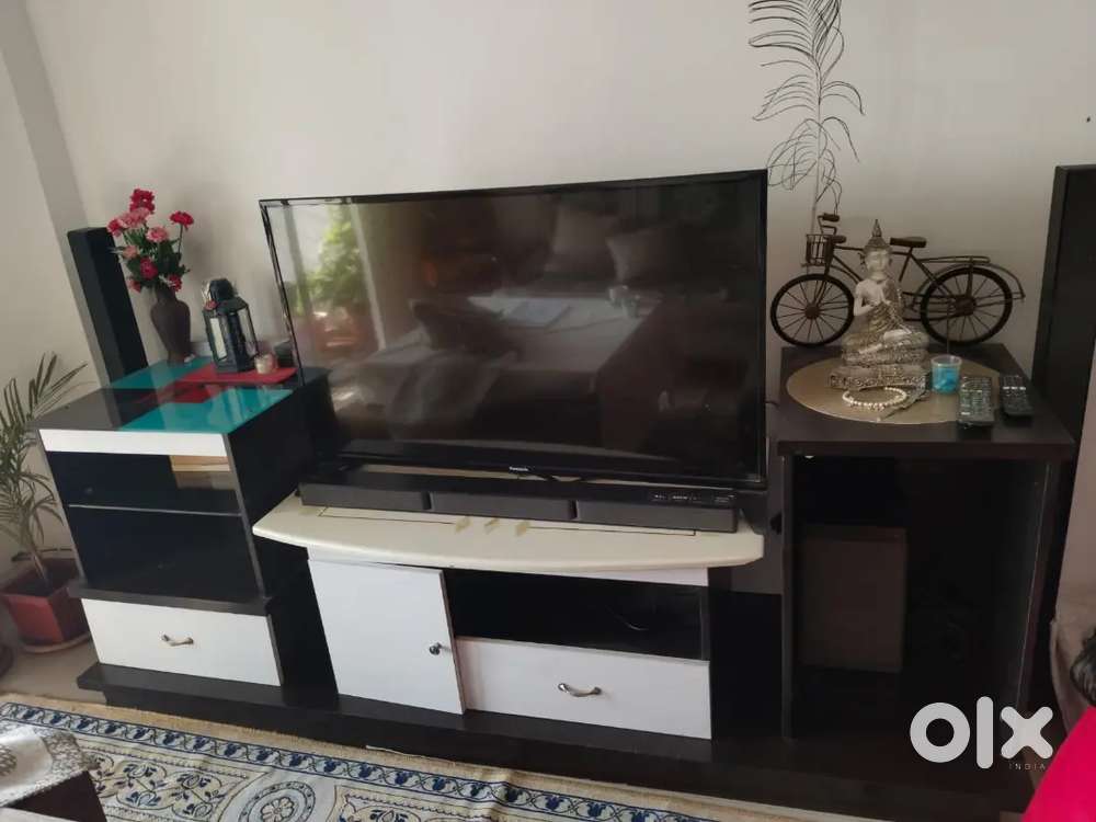 Marble top tv unit