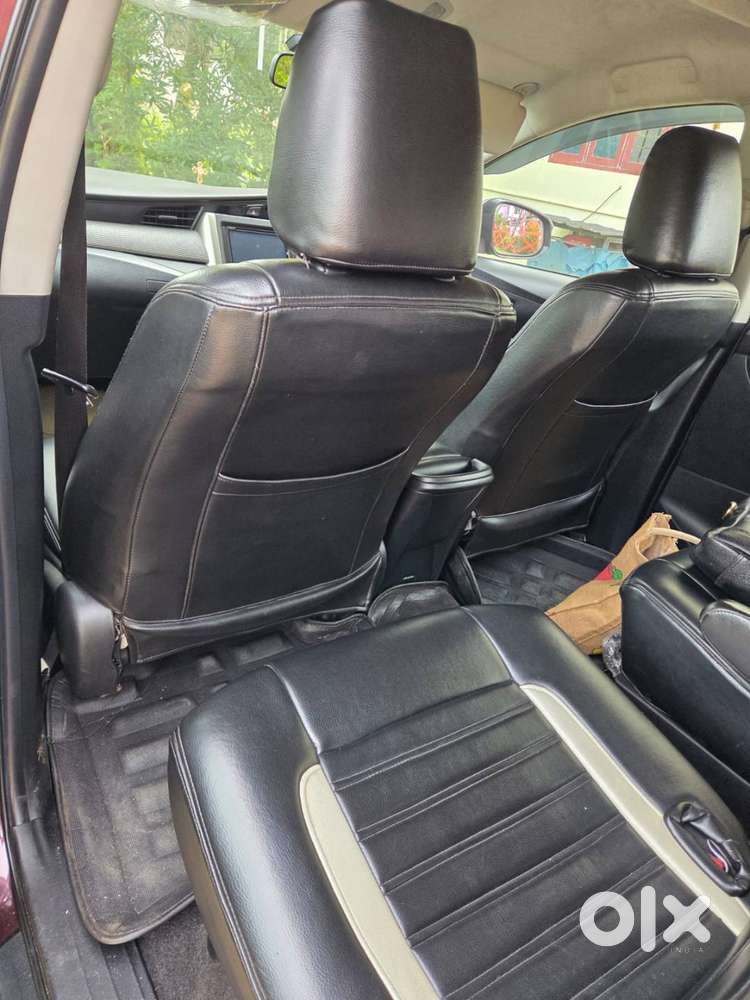 Innova Crysta 2.4 Diesel  Kerala Reg  Good Condition