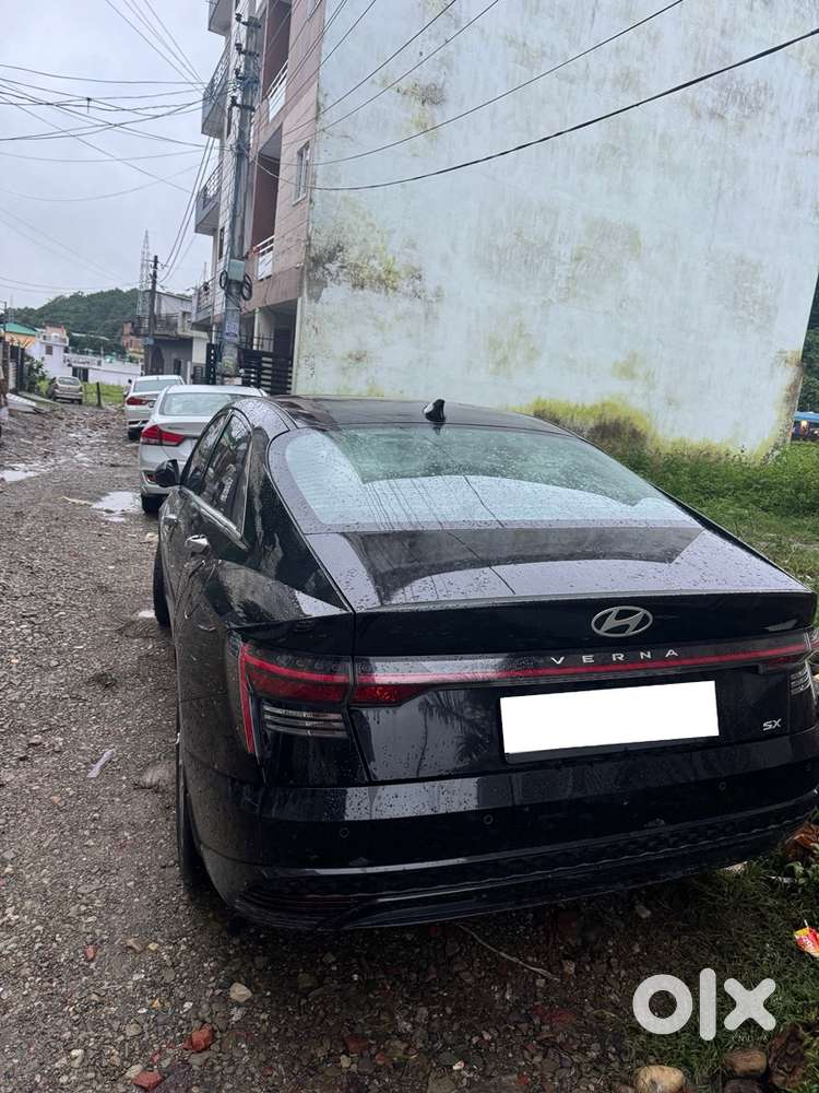 New Shape Verna Automatic