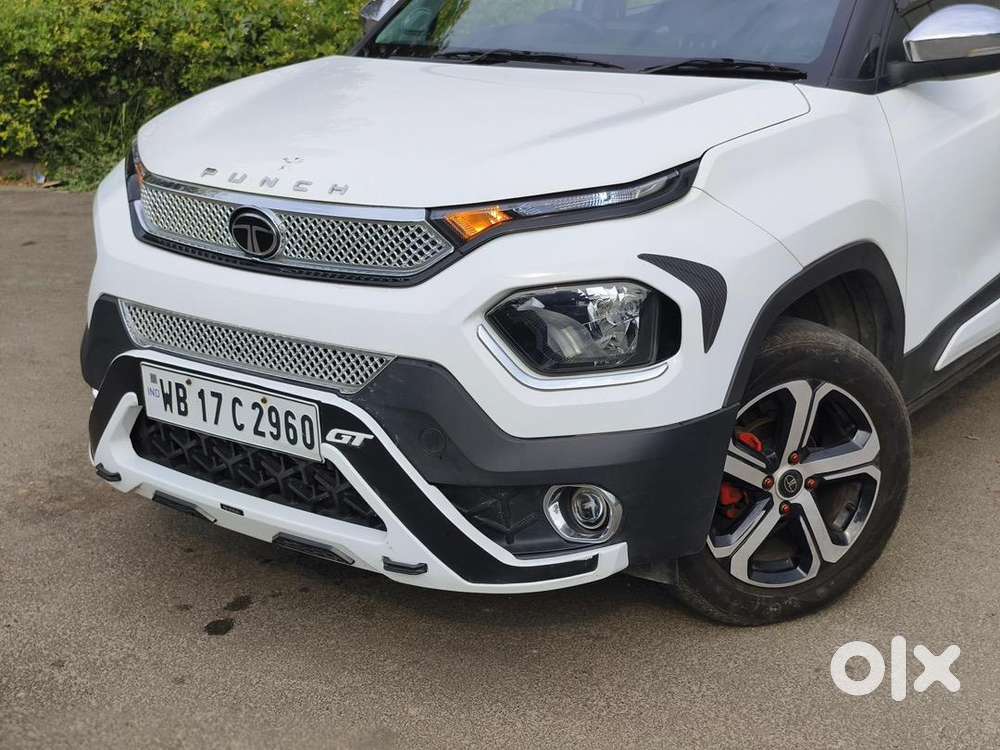 Tata Punch Adv+s 2025