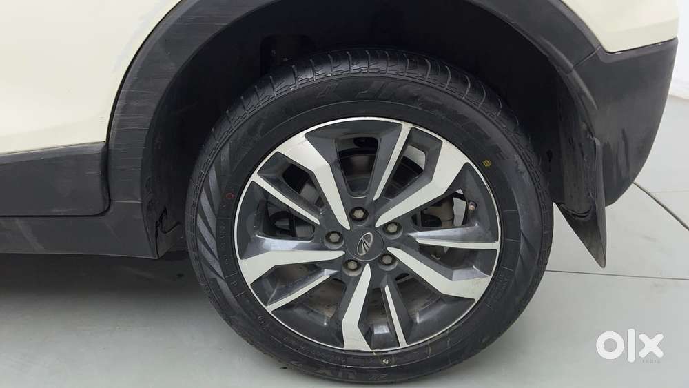 Mahindra Xuv300 W8 (o) 1.5 Diesel Amt, 2021, Diesel
