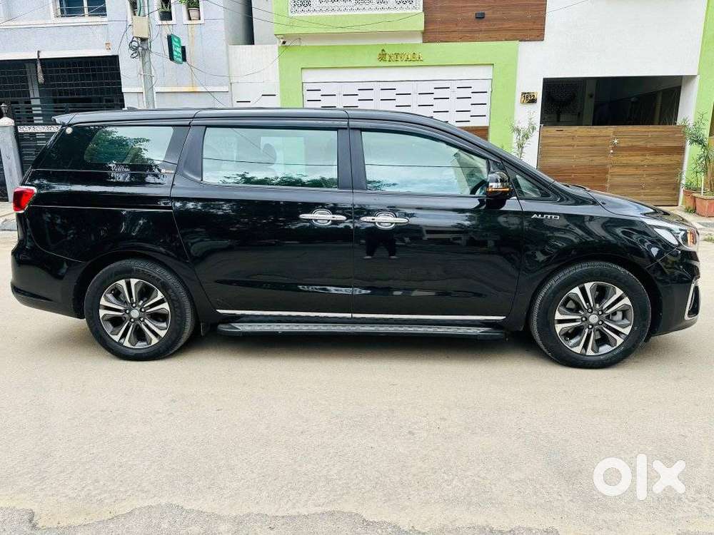 Kia Carnival Premium, 2020, Diesel