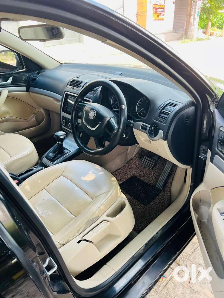 Skoda Laura 2010 Diesel Well Maintained