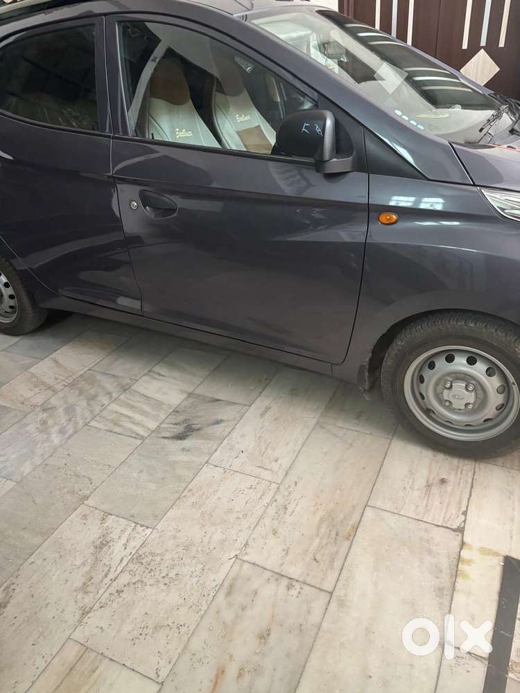 2018 Hyndai Eon Era Plus (almost New)