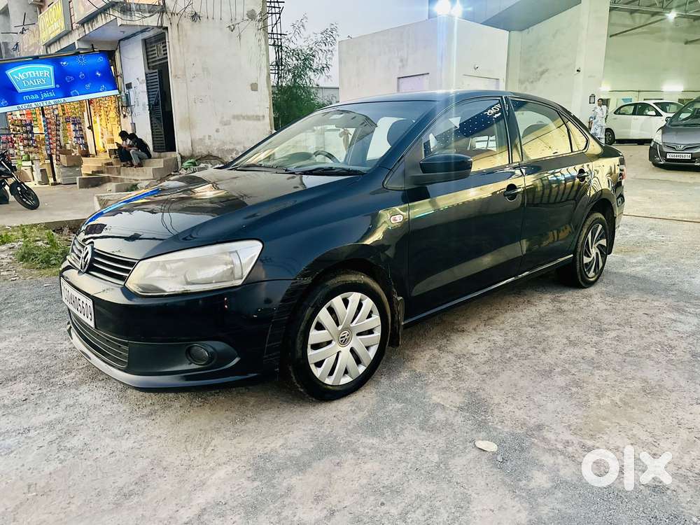 Volkswagen Vento 1.6 Comfortline, 2014, Petrol