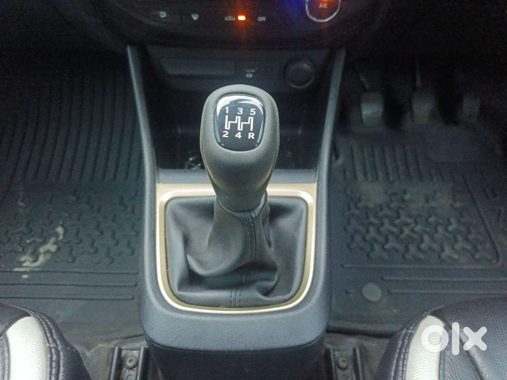 Tata Punch Accomplished, 2023, Petrol