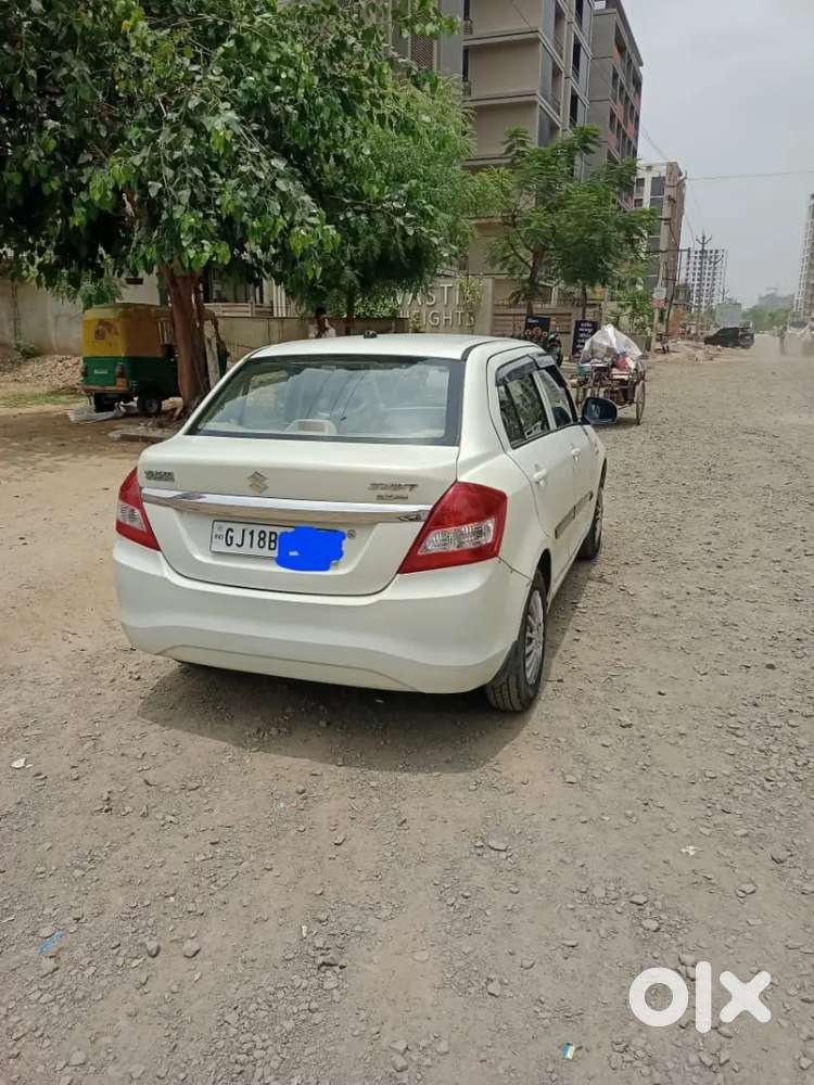 Maruti Suzuki Dzire 2017 Cng & Hybrids 117000 Km Driven