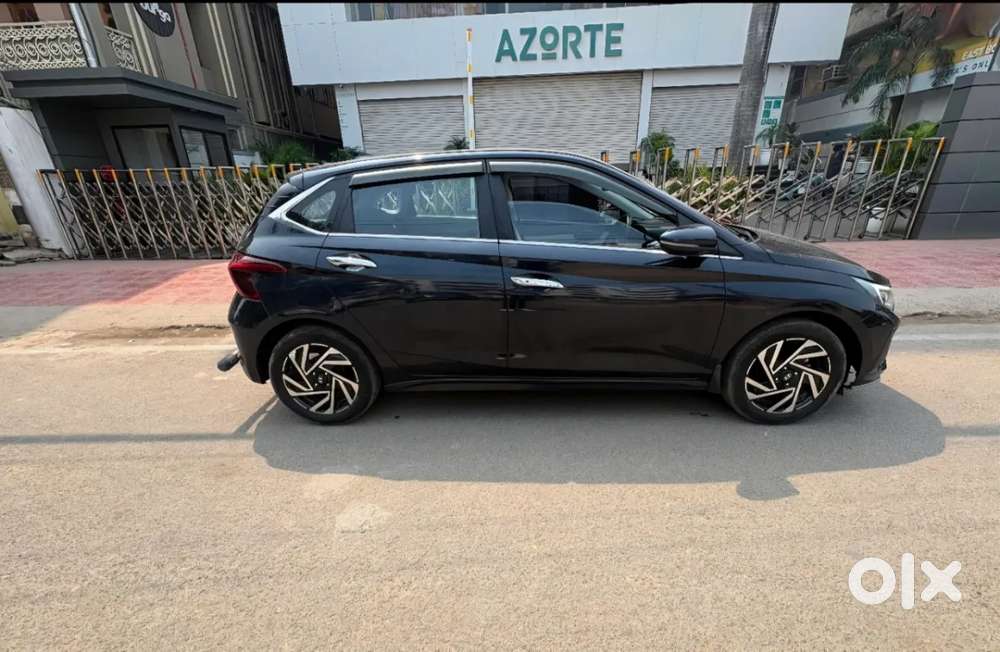 Hyundai I20 Asta (o) 1.2 Mt, 2023, Petrol