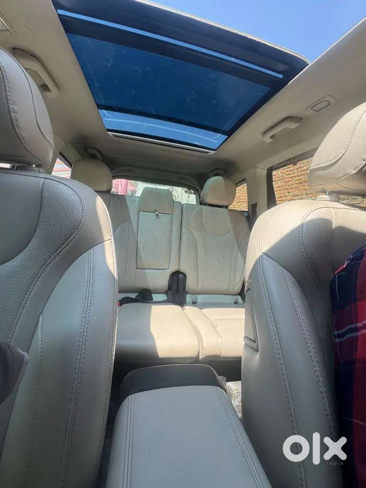 Mahindra Xuv700 2024 Year
