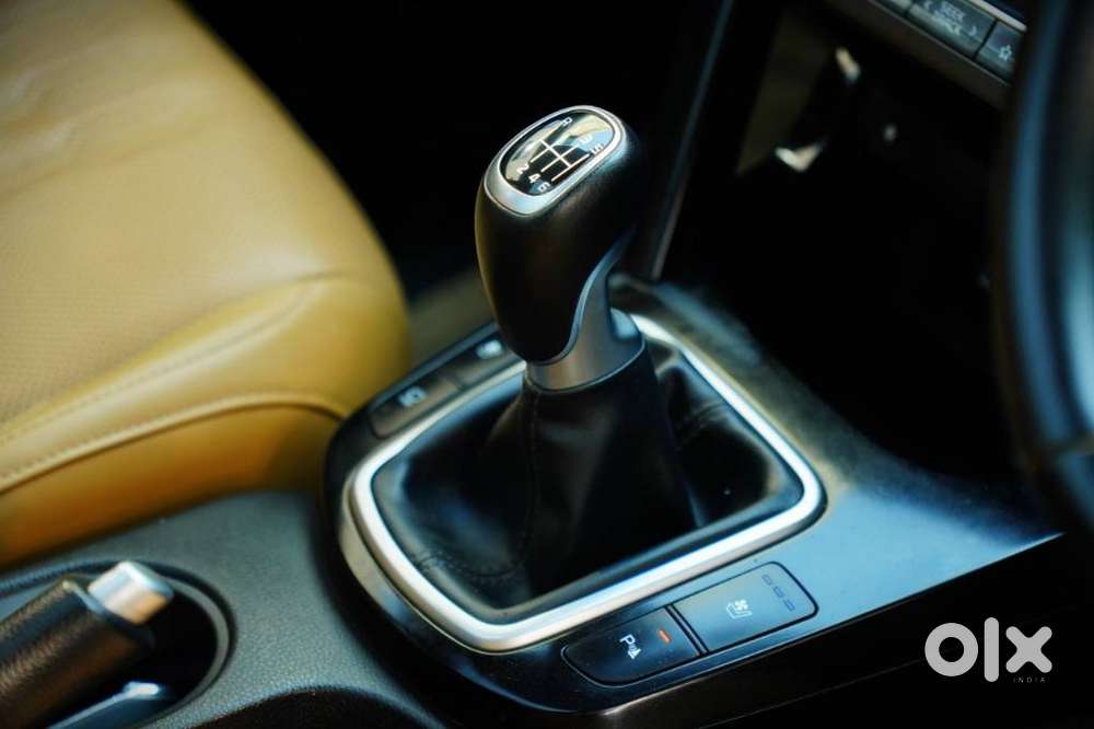 Kia Seltos 1.5 Htx+ Mt Dual Tone Imt, 2023, Diesel