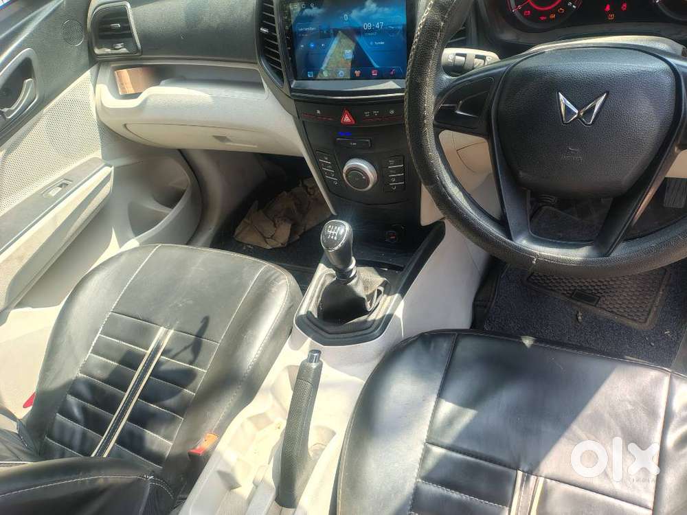 2023 Xuv 300 W 4 22600 Km  Anpara Diesel Well Maintained