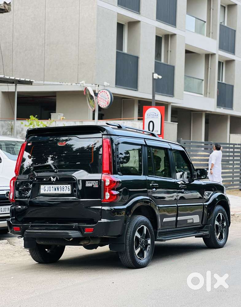 Mahindra Scorpio Classic 2.2 S 11 Mt 7 Str, 2023, Diesel