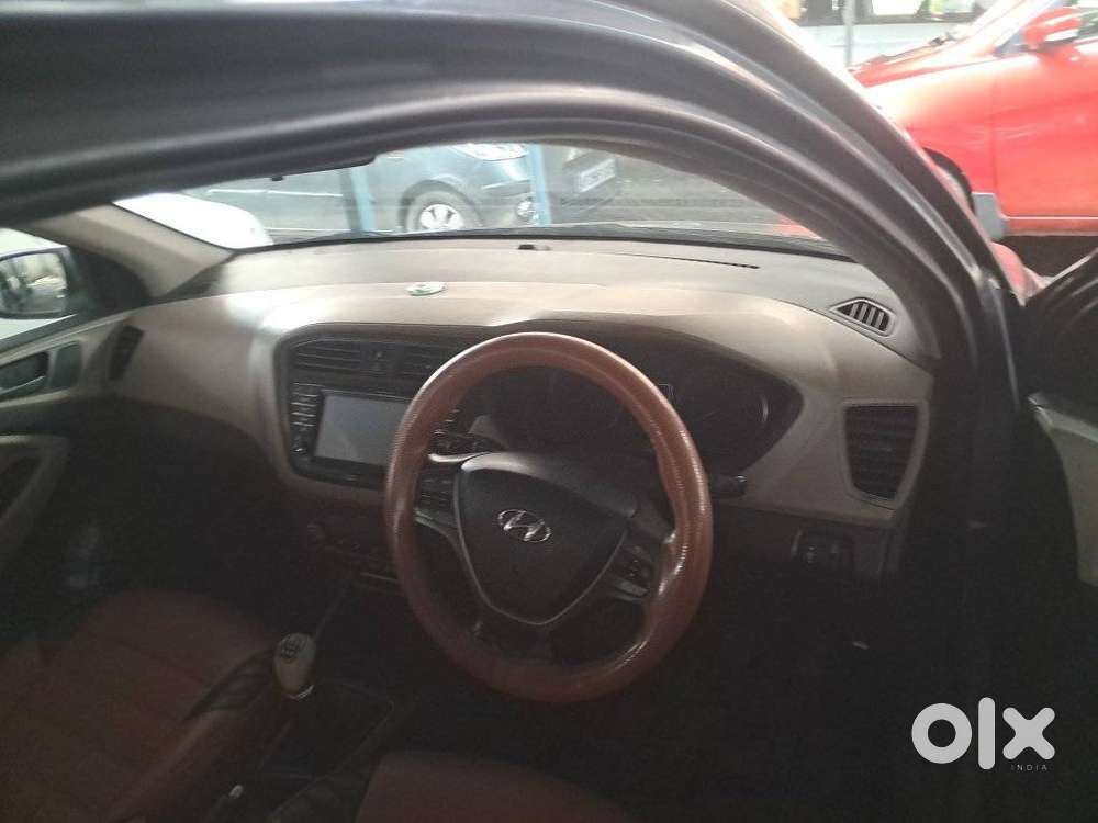Hyundai I20 Petrol Asta, 2017, Petrol