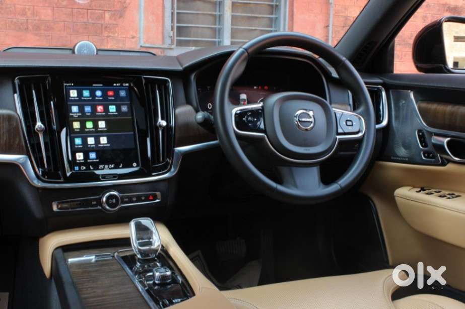 Volvo S90 2.0 B5 Inscription, 2023, Petrol