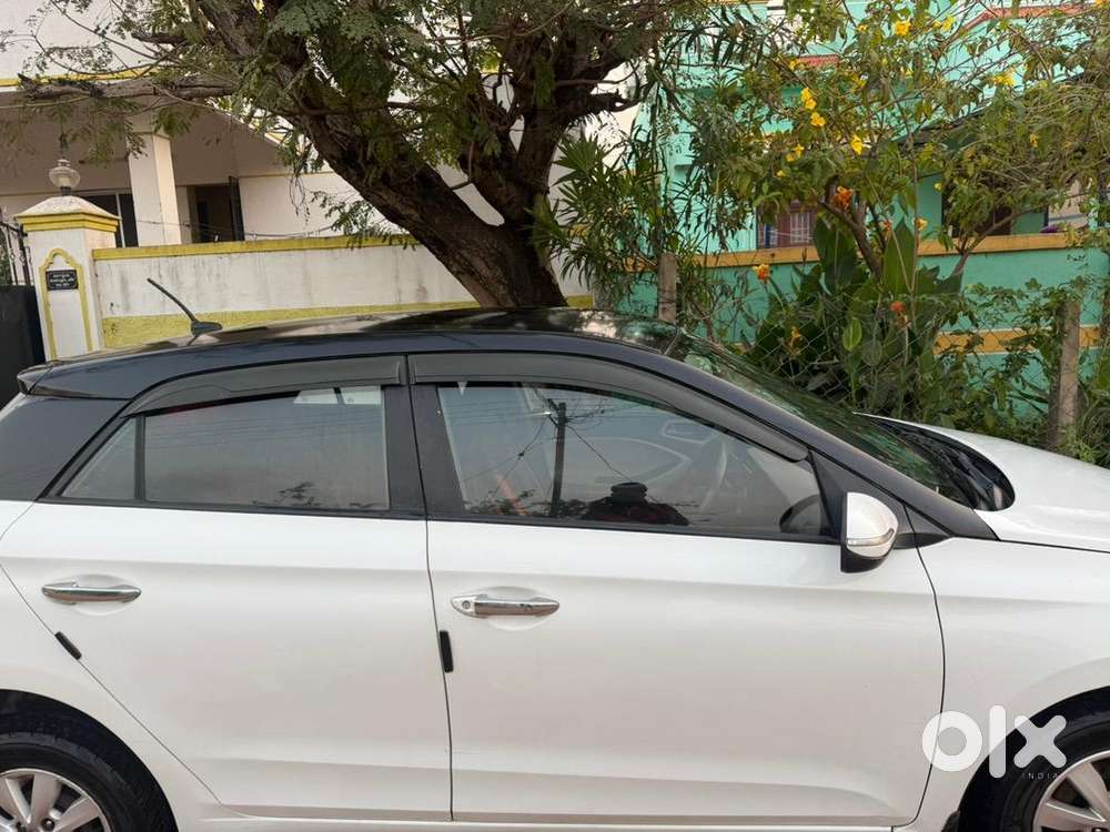 Hyundai New I20 2018 Diesel 120000 Km Driven