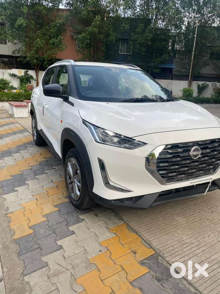 Nissan Petrol Manual 2024