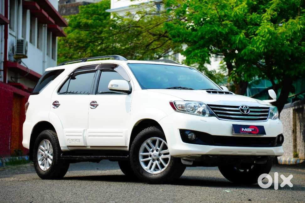 Toyota Fortuner 3.0 4x2 Mt, 2015, Diesel