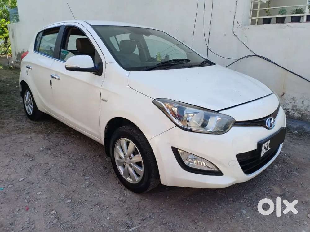 A1 Condition I20 Sports 1st Owner Petrol