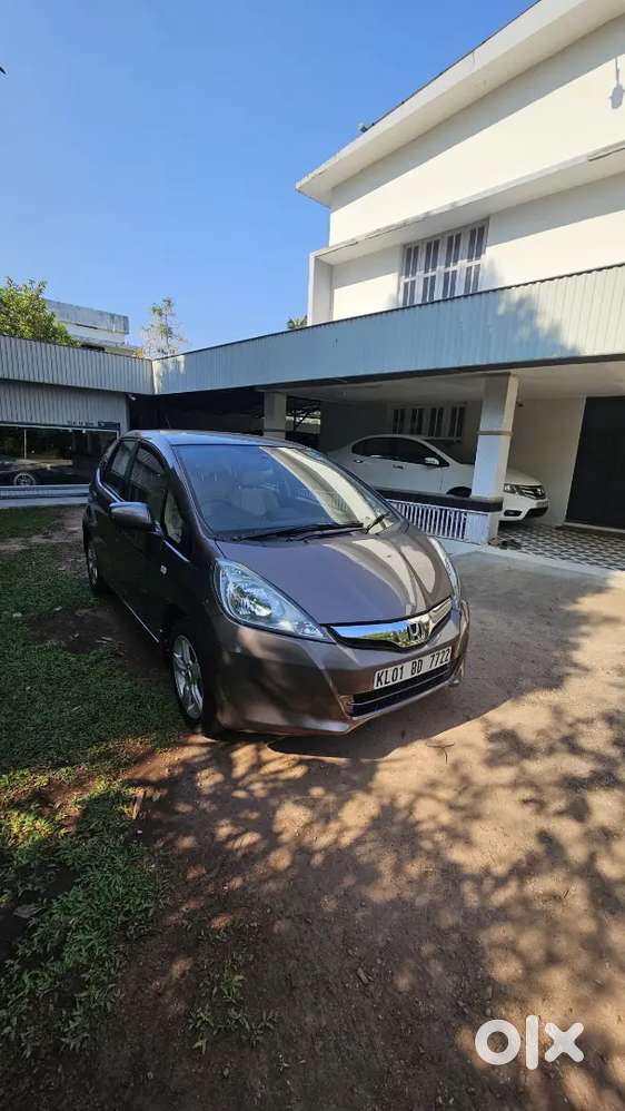 Honda Jazz 2011 2012 Well Maintained