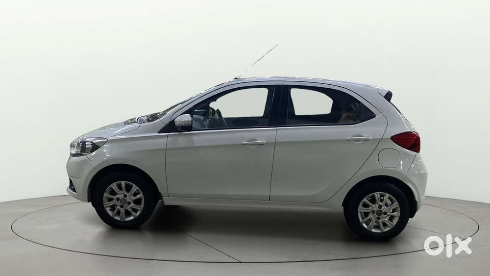 Tata Tiago 1.2 Revotron Xz, 2016, Petrol