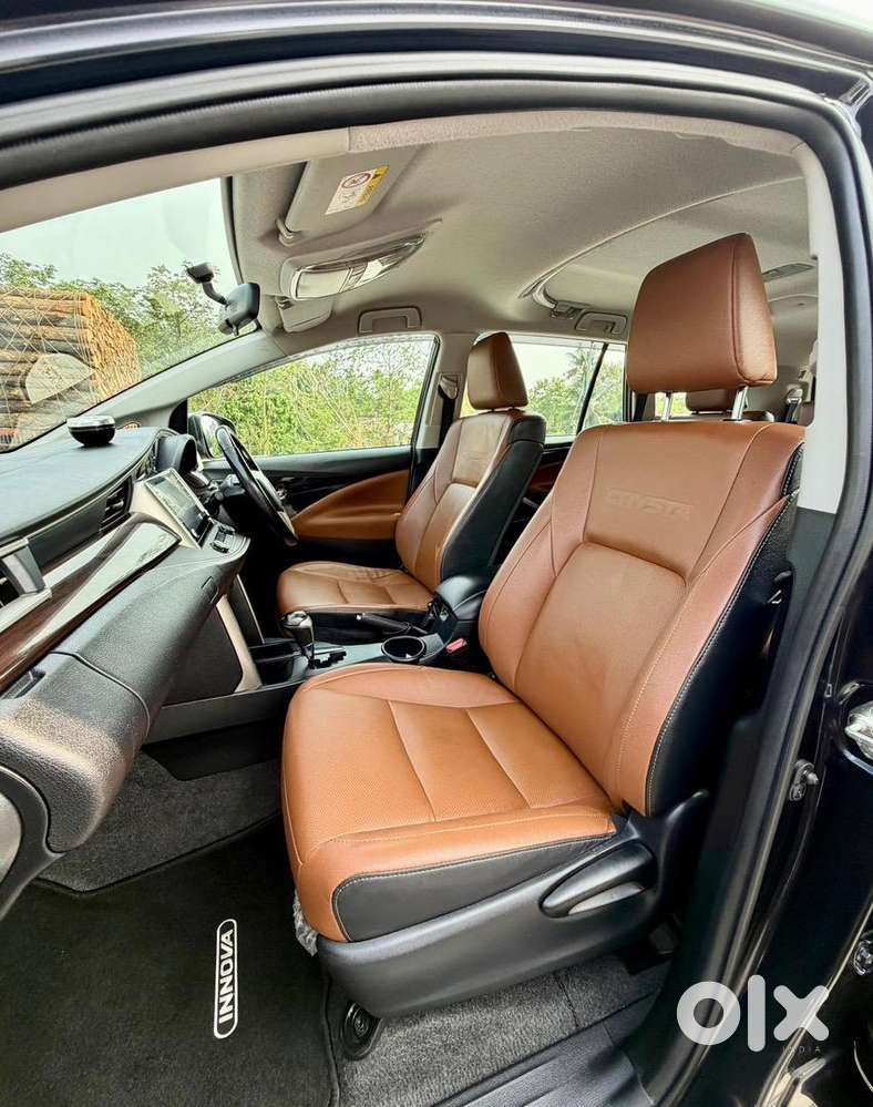 Toyota Innova Crysta 2021