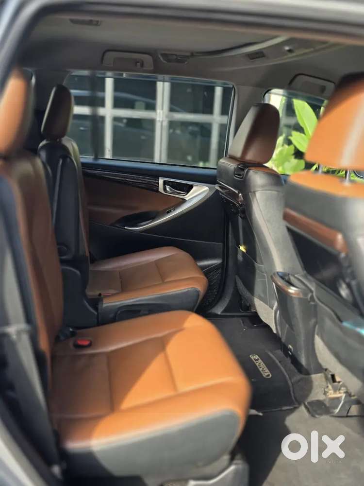 Toyota Innova Crysta Diesel 2017