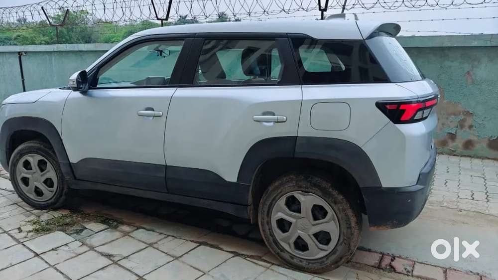 Maruti Suzuki Brezza Lxi 2023