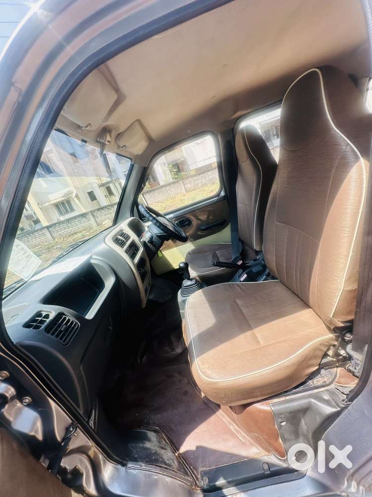 Maruti Suzuki Eeco Smiles 7 Seater Standard, 2011, Petrol