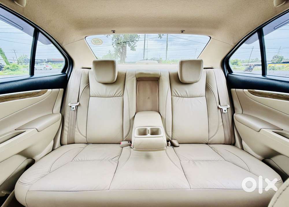 Maruti Suzuki Ciaz Smart Hybrid Alpha , 2019, Diesel